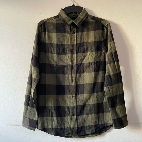 H&M Mens Plaid Button Down Flannel cotton Shirt -X S - Picture 1 of 10